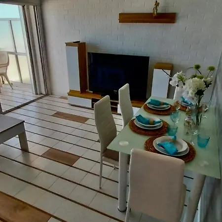 Beachfront - La Mata Appartement