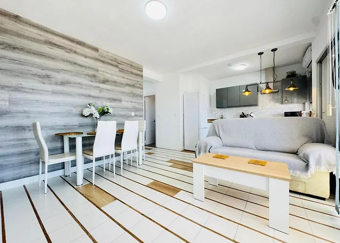 Beachfront - La Mata *